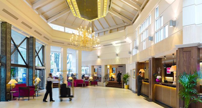 Clyde Court Hotel Дублин Экстерьер фото